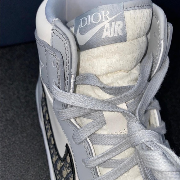 Jordan 1 Retro High DIOR - Picture 6 of 8